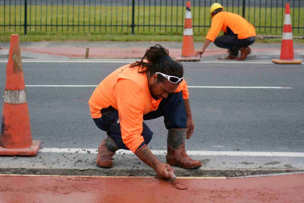 30% of road workers feel unsafe
